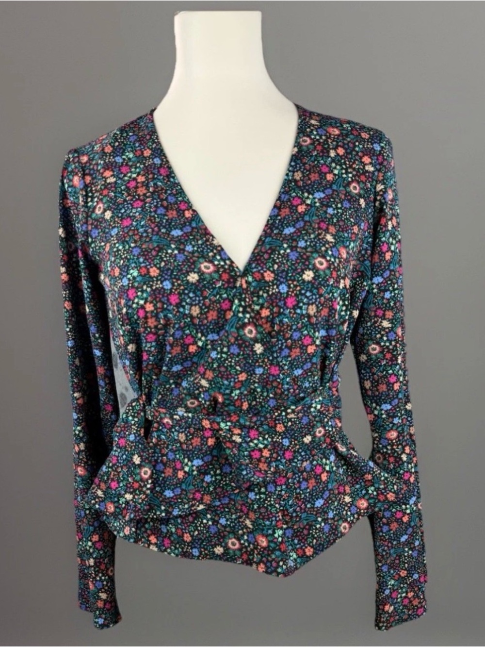 Chloe & Katie Women's Floral Top Sz XS Wrap Bell Sleeve Cottage Boho